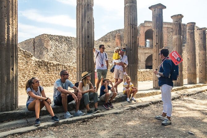 Skip The Line Pompeii Guided Tour & Mt. Vesuvius from Sorrento